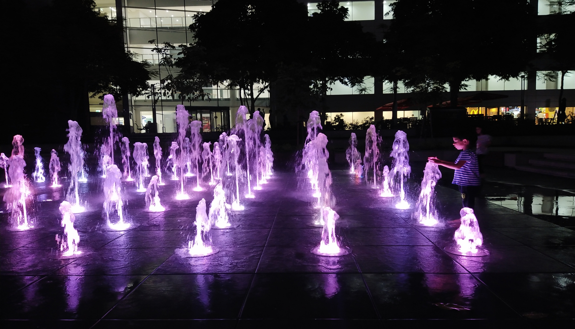 DUBAI MEDIA CITY